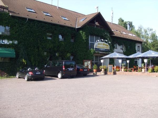 Hotel Restaurant Zur Hexe Überherrn Екстериор снимка